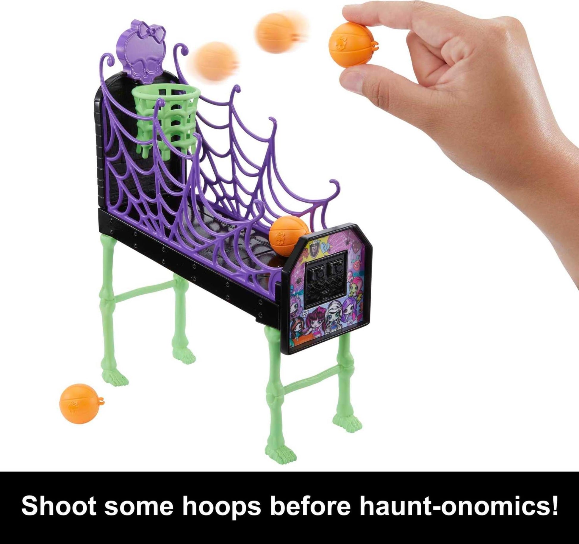 Monster High Playset, Student Lounge with Doll House Furniture, 2 Pets & Themed Accessories, Working Vending Machine