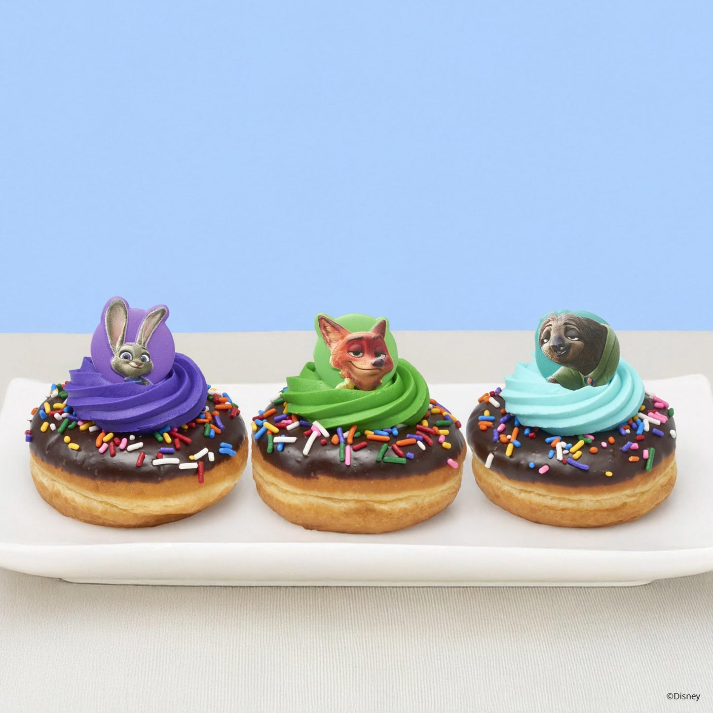 Disney's Zootopia Rings, Cupcake Decorations Featuring Judy Hopps, Nick Wilde & Flash Slothmore - 24 Pack