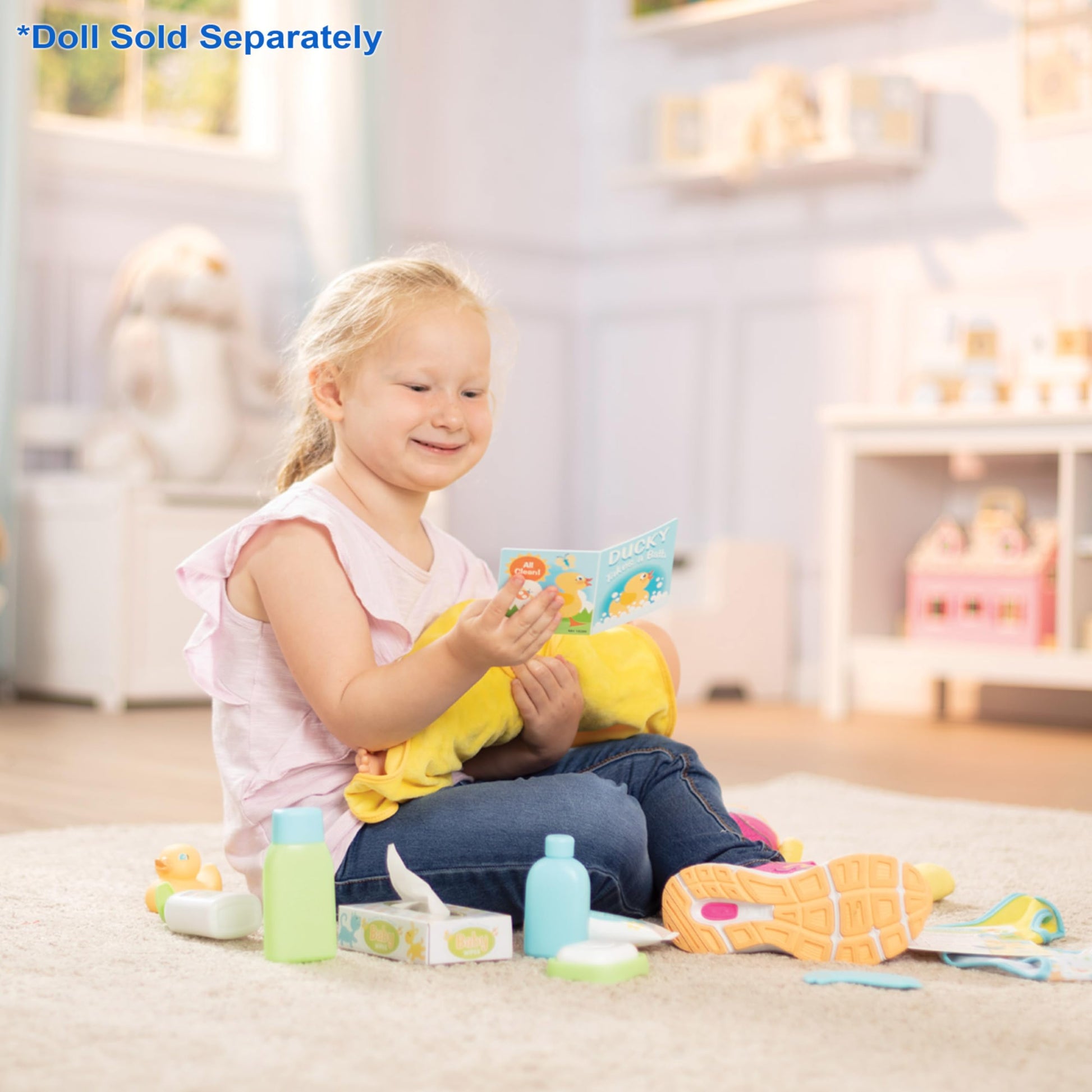 Melissa & Doug Mine to Love Changing & Bathtime Play Set for Dolls - Diapers, Pretend Shampoo,Wipes, Towel, More (19 pcs)