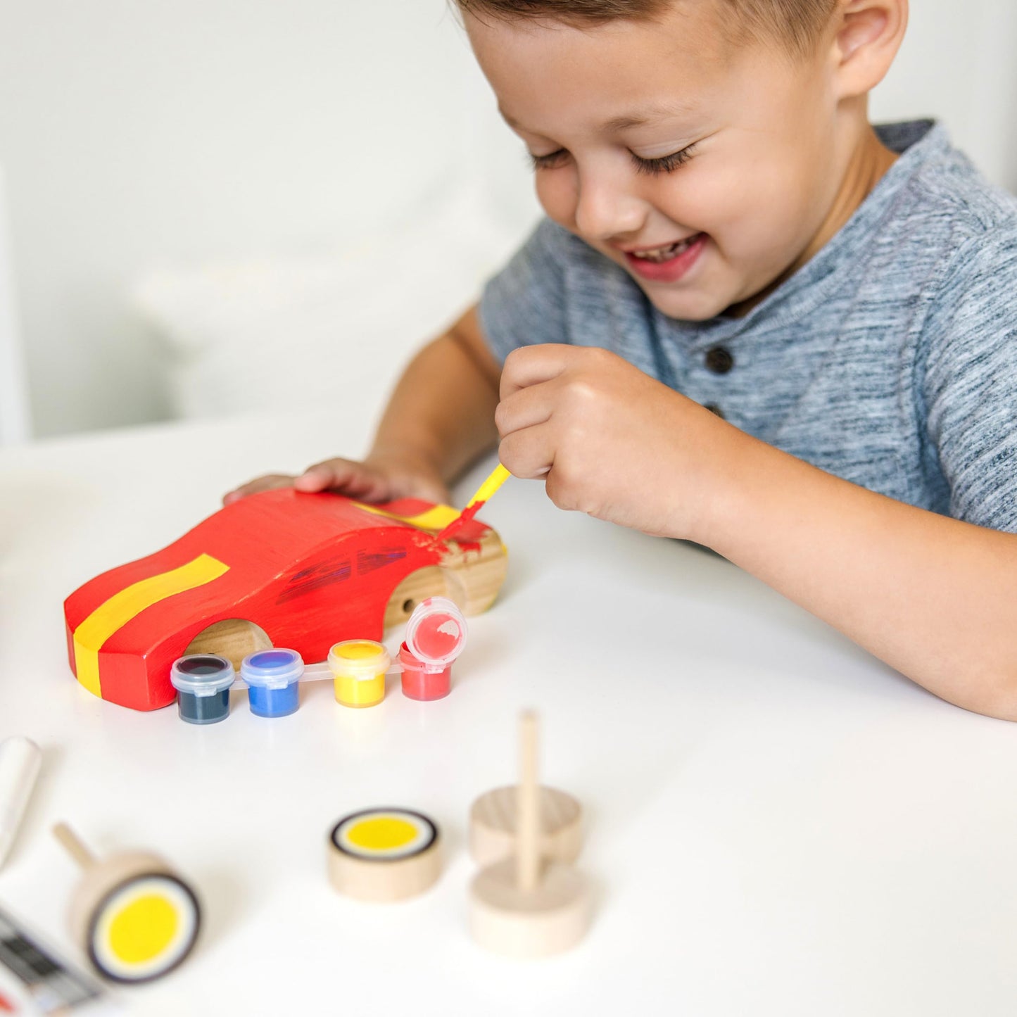 Melissa & Doug Decorate-Your-Own Wooden Race Car Craft Kit