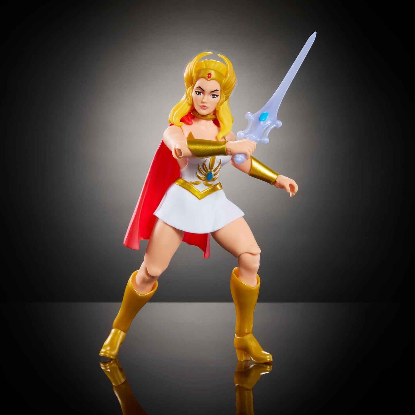 Masters of the Universe Origins Action Figure She-Ra Cartoon Collection, 5.5-inch 1980s TV Heroine, Princess of Power Detailed Design & Accessories