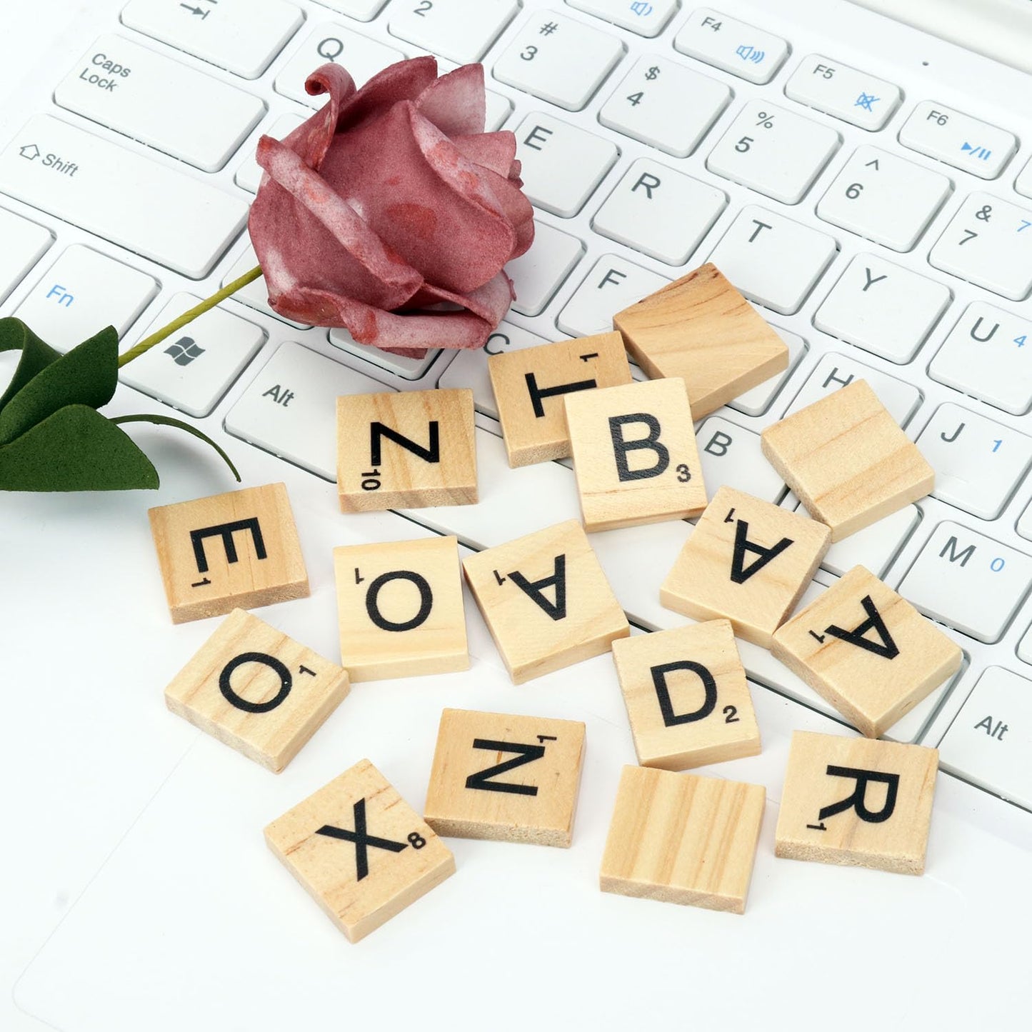 kukmakri 1800 PCS Wood Letter Tiles, Mini Wooden Tiles A - Z Capital Letters and Wooden Letter Tiles for Crafts, Wall Decor, Phonics & Spelling