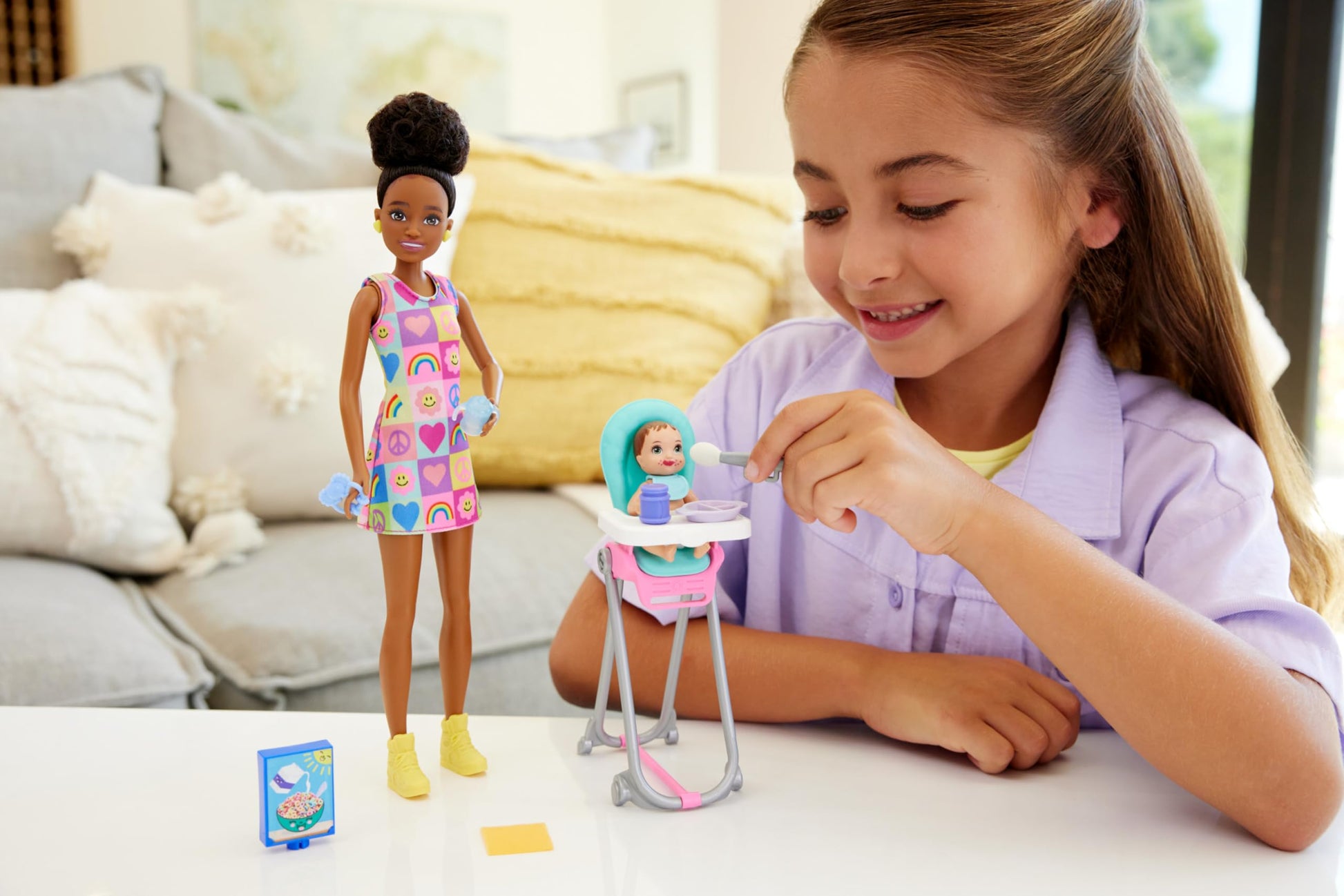 Barbie Skipper Doll & Playset with Accessories, Babysitting Set Themed to Mealtime, Color-Change Toy Play