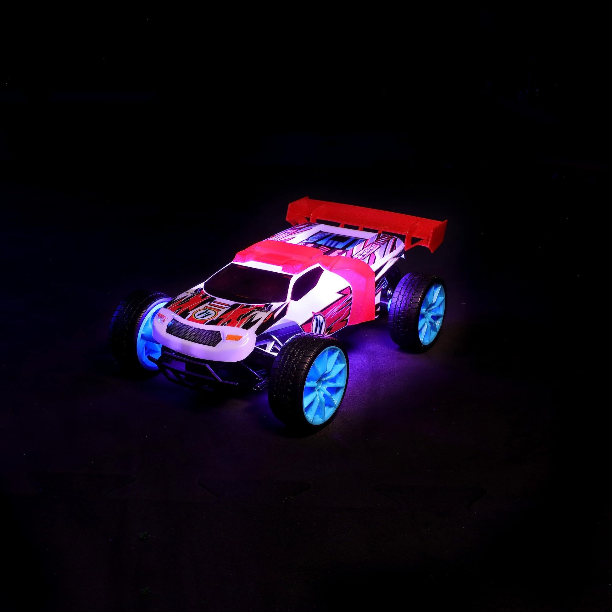 Maisto Tech R/C 2.4 GHz WhipFlash Light-up Buggy, Red