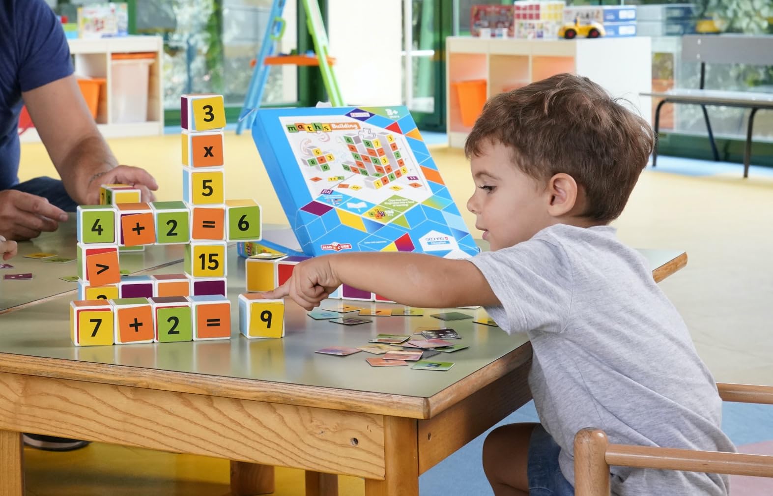 Geomag Magicube Maths Building - 10 Cubes + 45 Clips - Magnetic Building Set with Magnetic Cubes