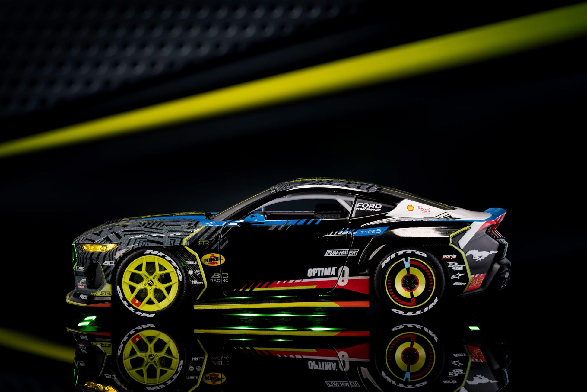 Jada Toys AutoZone 2025 Ford Mustang RTR 25 Vaughn Gittin Jr. Die-Cast Car 1:24 Scale - Pro Drift Styling, Collector Edition