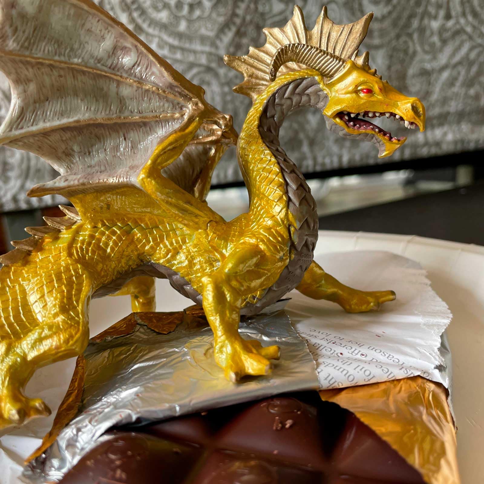 Safari Ltd. Golden Dragon Figurine - Detailed 6.75" Model Figure - Fun Educational Fantasy Play Toy for Boys, Girls & Kids Ages 4+
