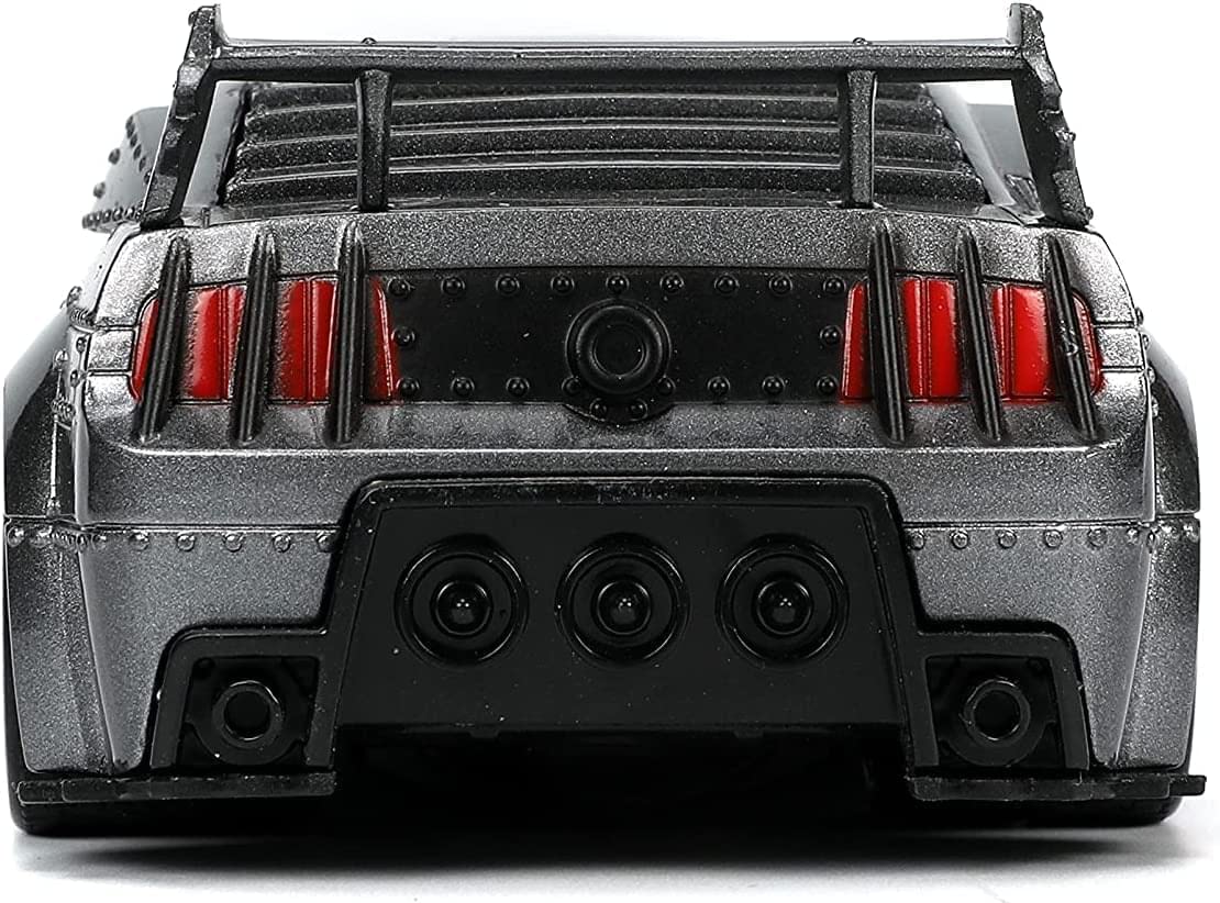 Jada Toys Marvel 1:32 2006 Ford Mustang GT Die-cast Car with 1.65" War Machine Figure, Toys for Kids and Adults Ages 8+