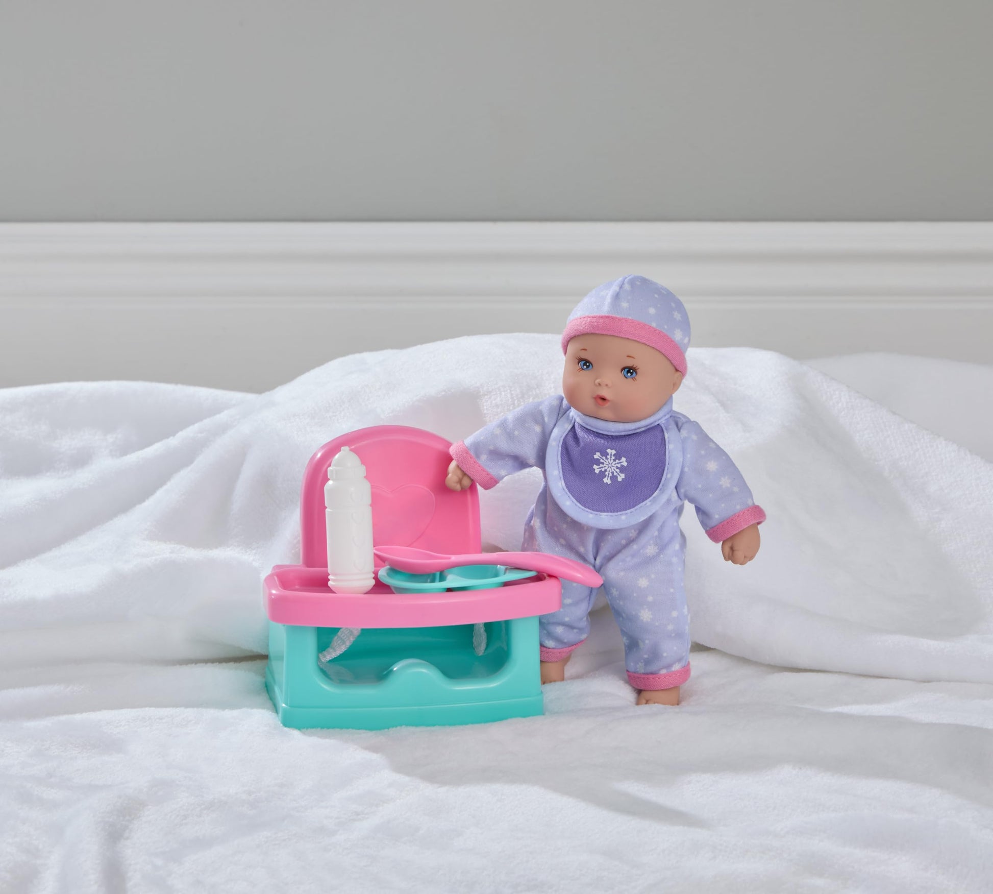 Madame Alexander 8-inch Little Cuties Deluxe Playset