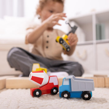 Melissa & Doug Wooden Construction Site Vehicles with Wooden Storage Tray (8 pcs) - Vehicle Toys, Cars for Toddlers and Kids Ages 3+