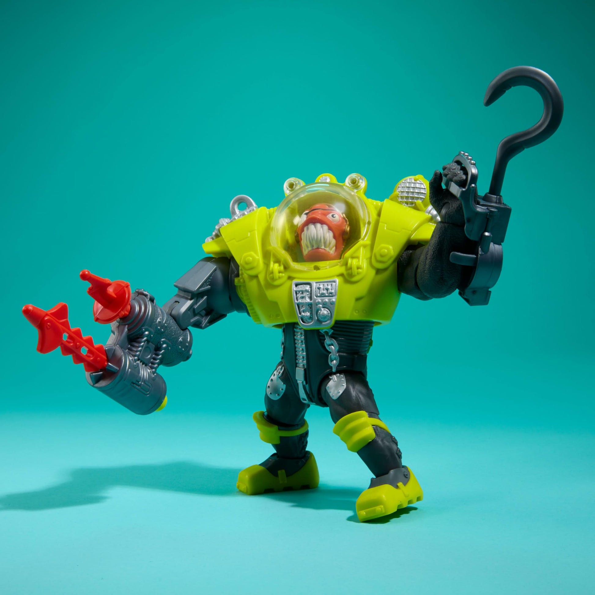 Mattel Street Sharks Action Figure with Spring-Fired Speargun Accessory, Dr Piranoid Collectible Toy Inspired by 90s TV Villain, 6-Inch
