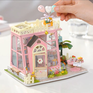 Hands Craft DIY Miniature House Kit: Holiday Party Time, Complete Crafting Kit (DG153)