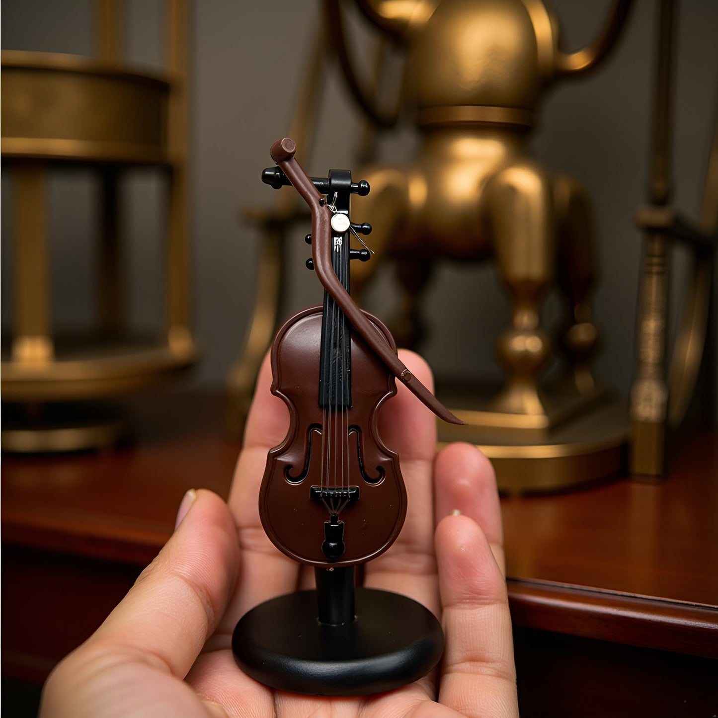 Miniature Violin, Tiny Violin Mini Musical Instrument, Miniature Model Dollhouse, Furniture Crafts Ornament for Dollhouse Fairy Garden Decoration