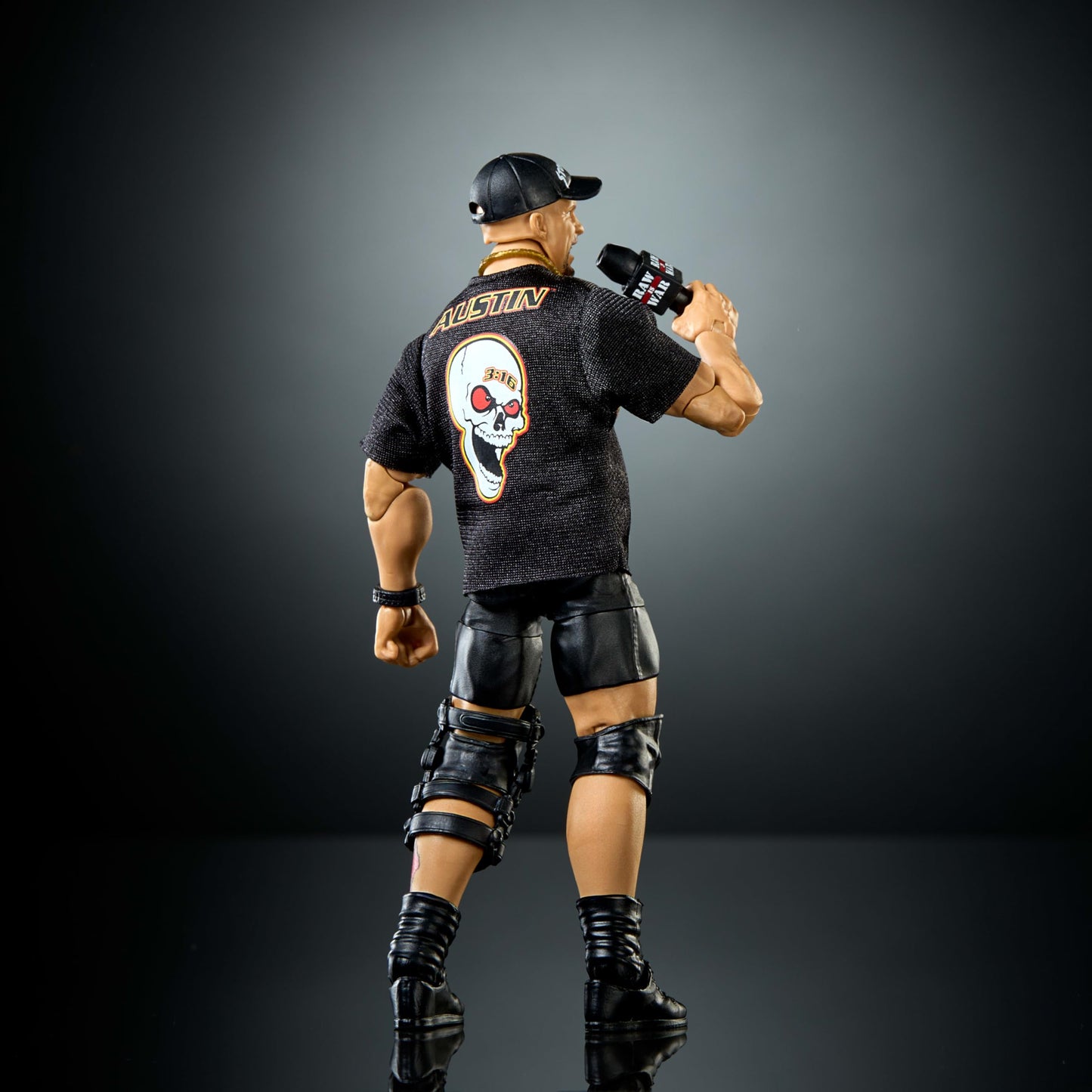 Mattel WWE Elite Action Figure & Accessories, Series #122 Set, 6-inch Collectible “Stone Cold” Steve Austin with 25 Articulation Points & Swappable