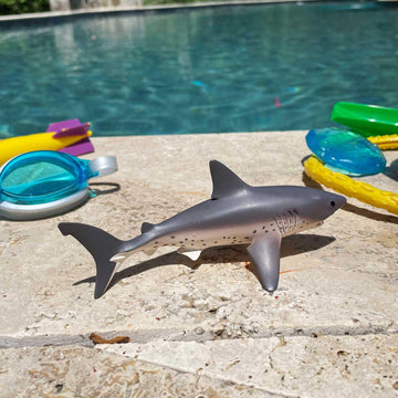 Safari Ltd. Salmon Shark Figurine - Hand-Painted, Lifelike 5.5" Model Figure - Fun Educational Ocean Toy for Boys, Girls & Kids Ages 3+