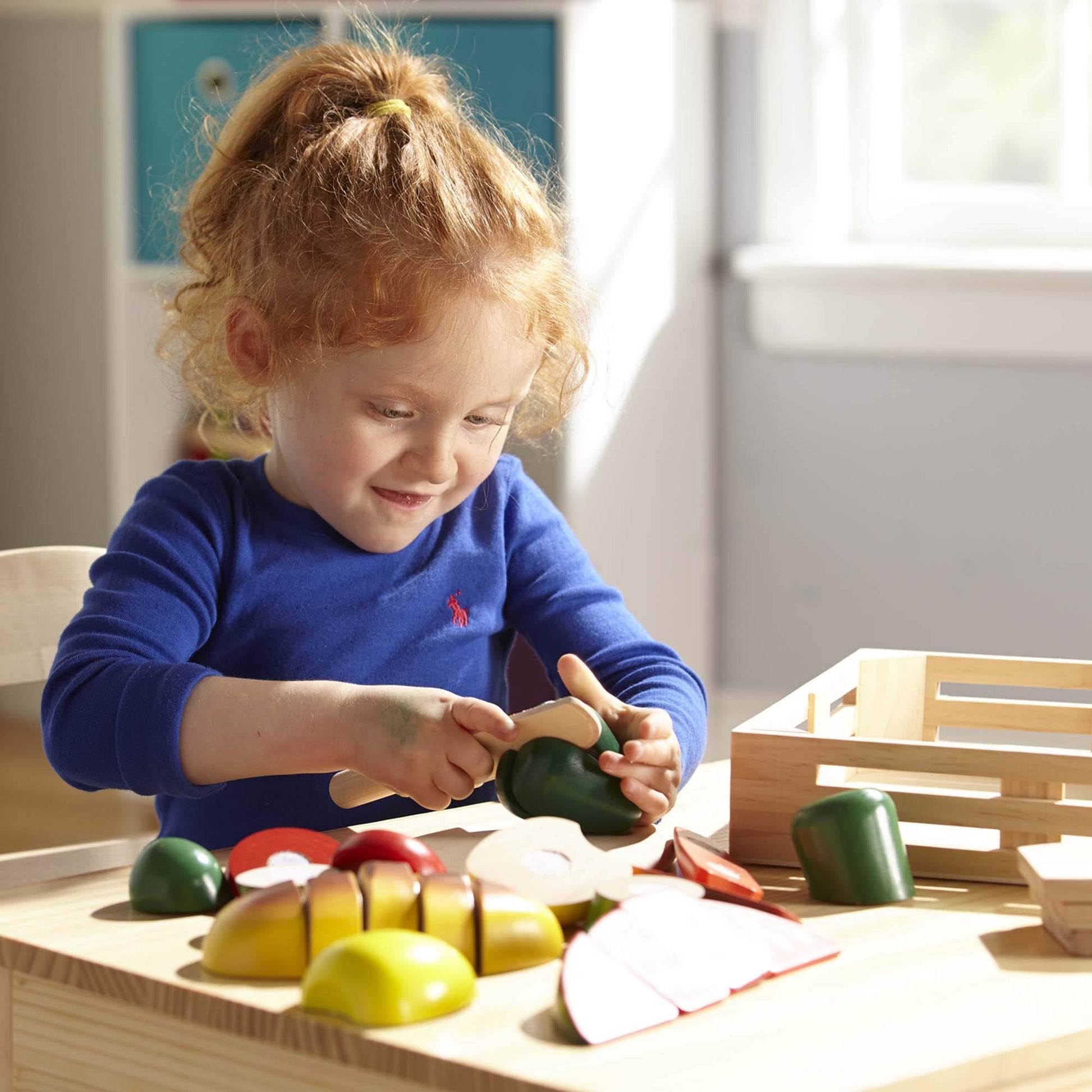 Melissa & Doug Cutting Food (SIOC)