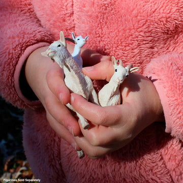 Safari Ltd. Billy Goat Figurine - Lifelike 3.75" Figure - Educational Toy for Boys, Girls, and Kids Ages 1+