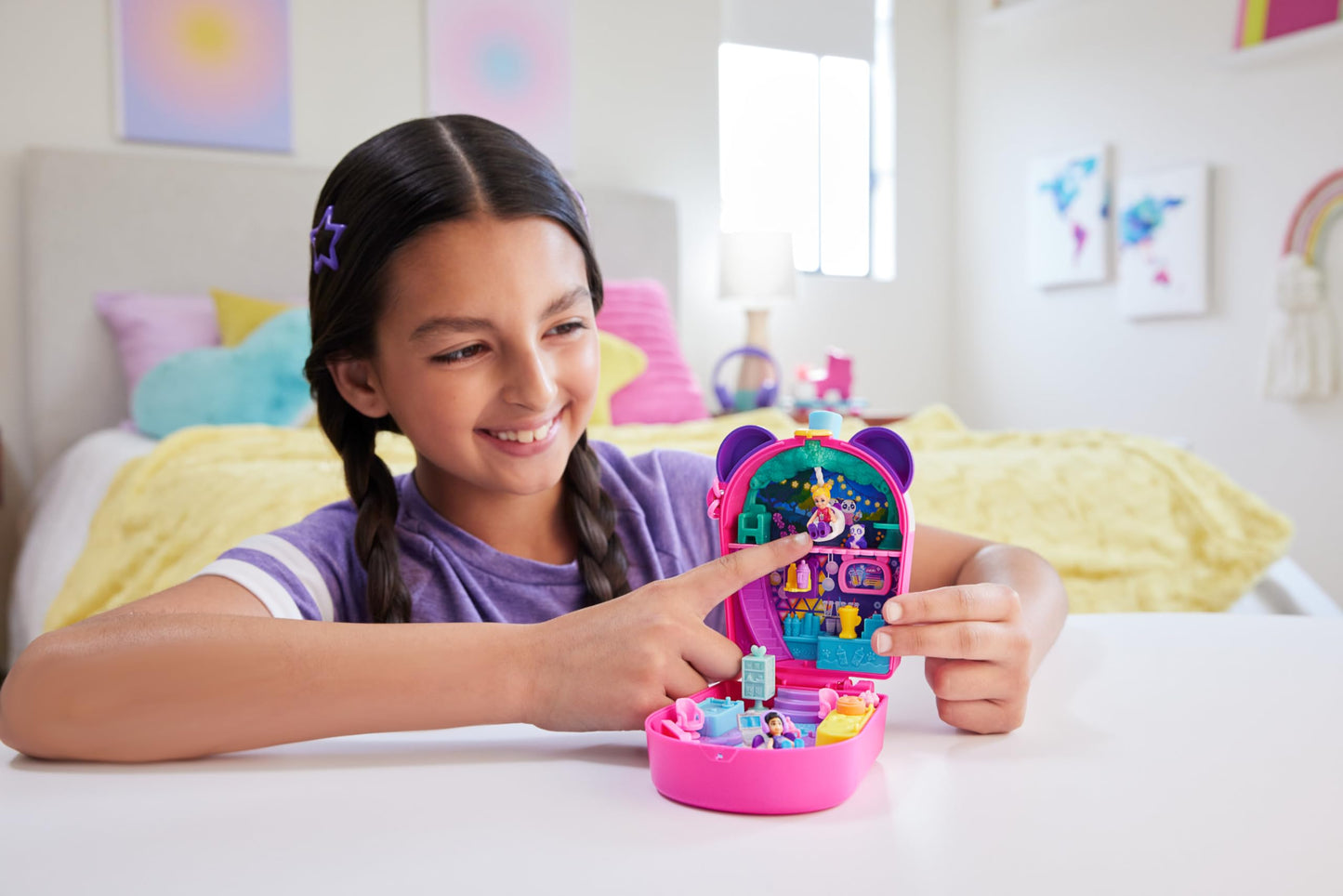 Polly Pocket Playset with 2 Micro Dolls & Food Accessories, Bubble Tea Panda Compact Animal Toy