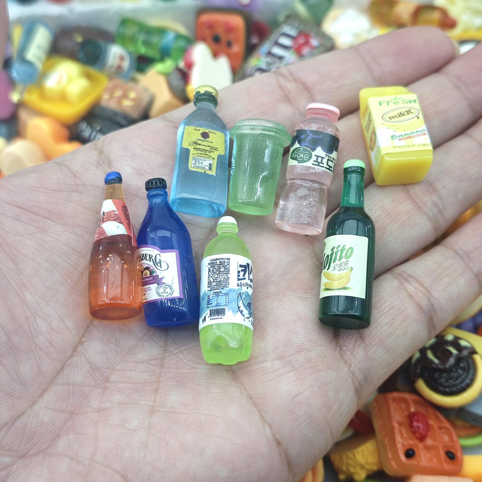 Nuanmu Miniature Food Drink Bottles Pretend Play Kitchen Game Party Toys (Random 20pc Bottles)