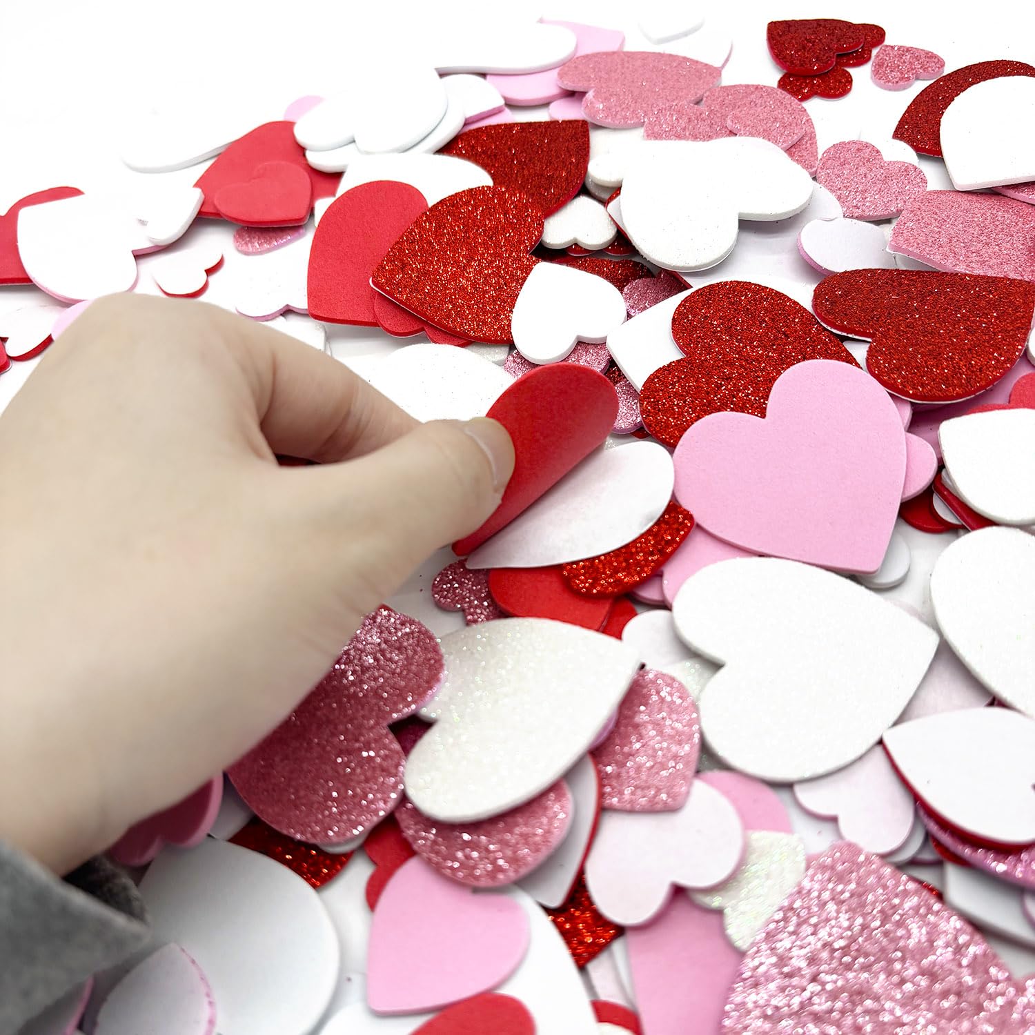 mufanyu 256 Pcs Valentines Day Crafts Gifts Set with 100 Heart Doilies, 2 Bags Foam Heart Stickers for Valentines Day Wedding Party Decor DIY