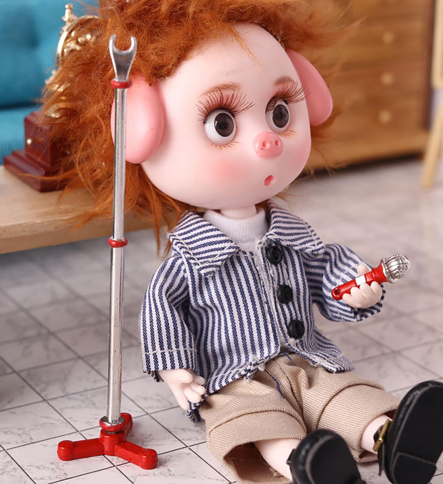 1Set Red Miniature Model Microphone with Stand,1:12 Dollhouse Models, Mini Decortion Furniture Microphone 3.66 in.