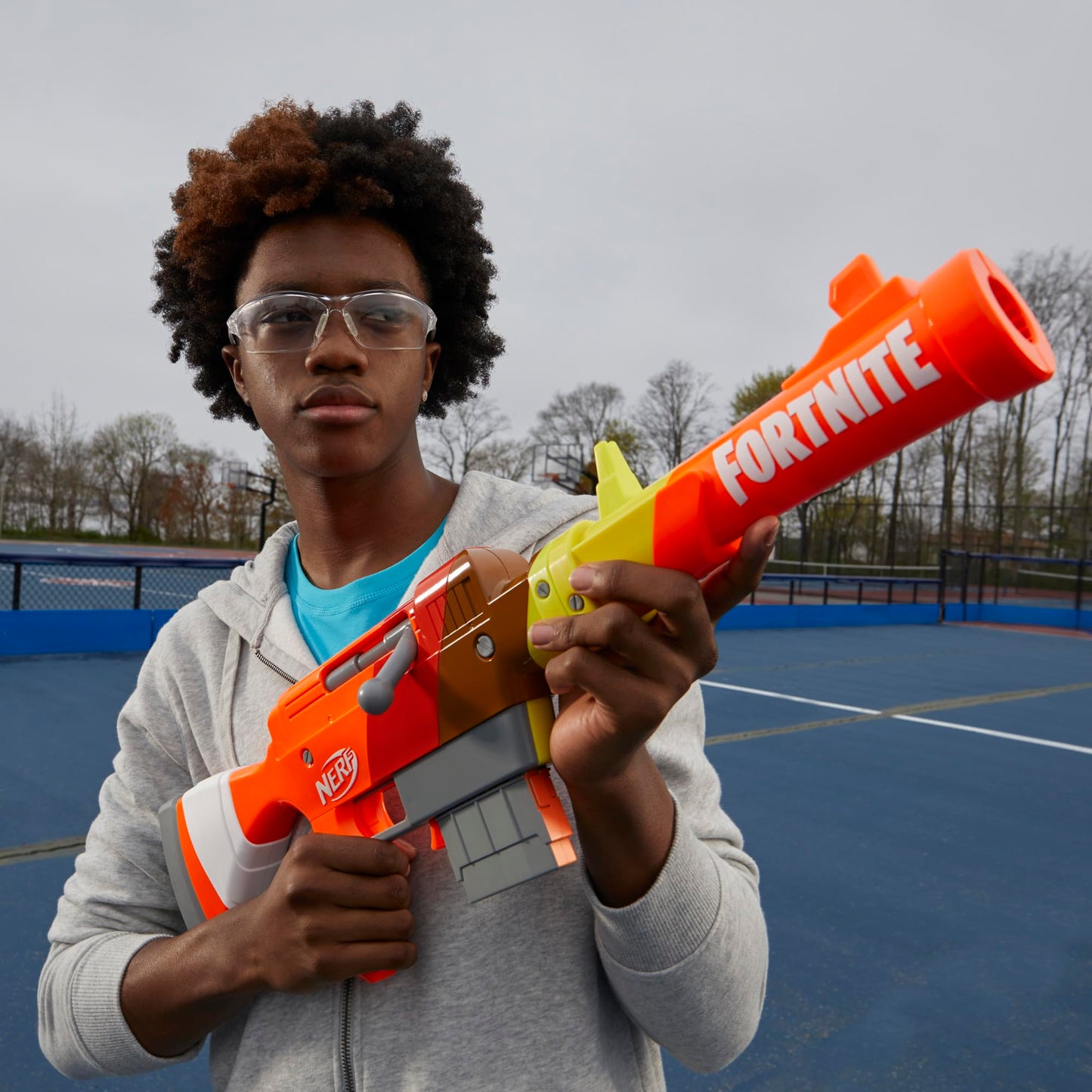 Nerf Fortnite HR Dart Blaster, Ruff Wrap Design, 6-Dart Elite Clip, 6 Nerf Elite Darts, Rotating Bolt Action, Detachable Barrel