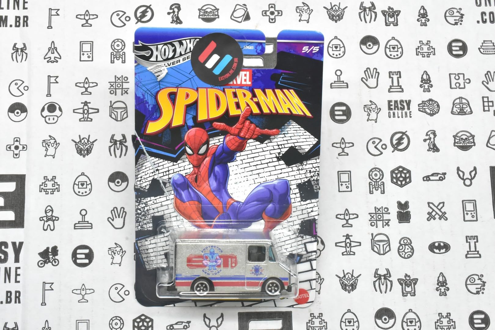 Hot Wheels Silver Series Spider Man Combat Medic [Silver] 5/5, 1:64 Scale Diecast Toy Vehicle