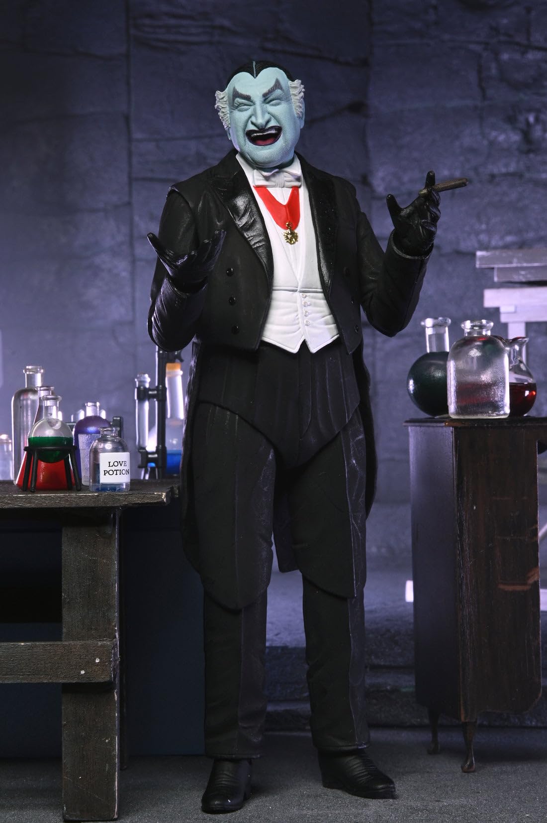The Munsters (TV Series) - Ultimate Grandpa Munster 7" Scale Action Figure (PRE-ORDER)