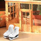1Pair Dollhouses Miniature White Ice Skates - Miniature Roller Skates, Miniature Scale Accessory Roller Shoes Winter Sports Shoes, Realistic White