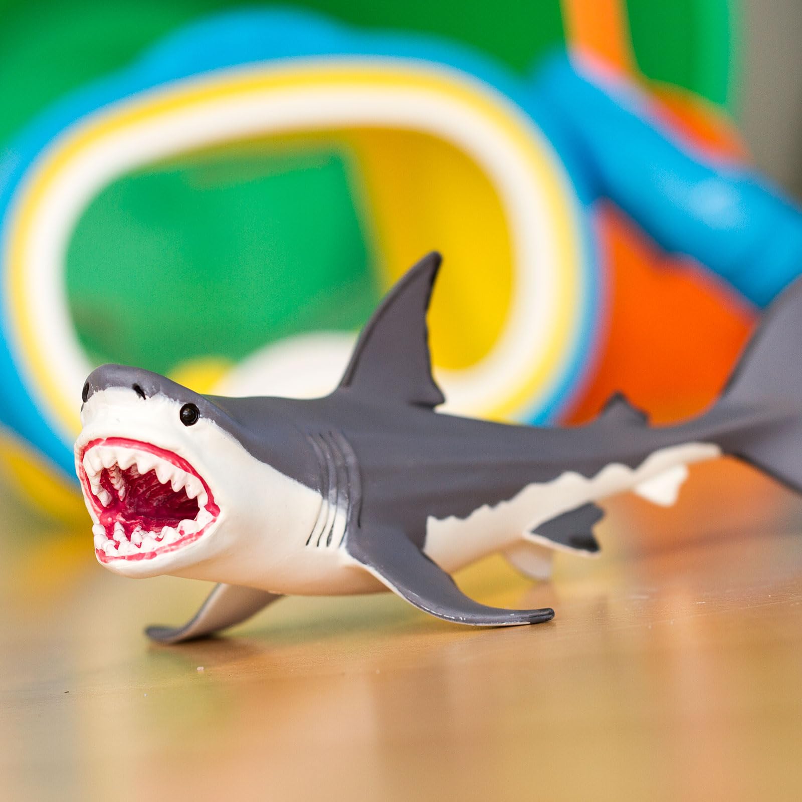 Safari Ltd. Megalodon Figurine - Detailed 7.25" Shark Figure - Educational Toy for Boys, Girls, and Kids Age 3+