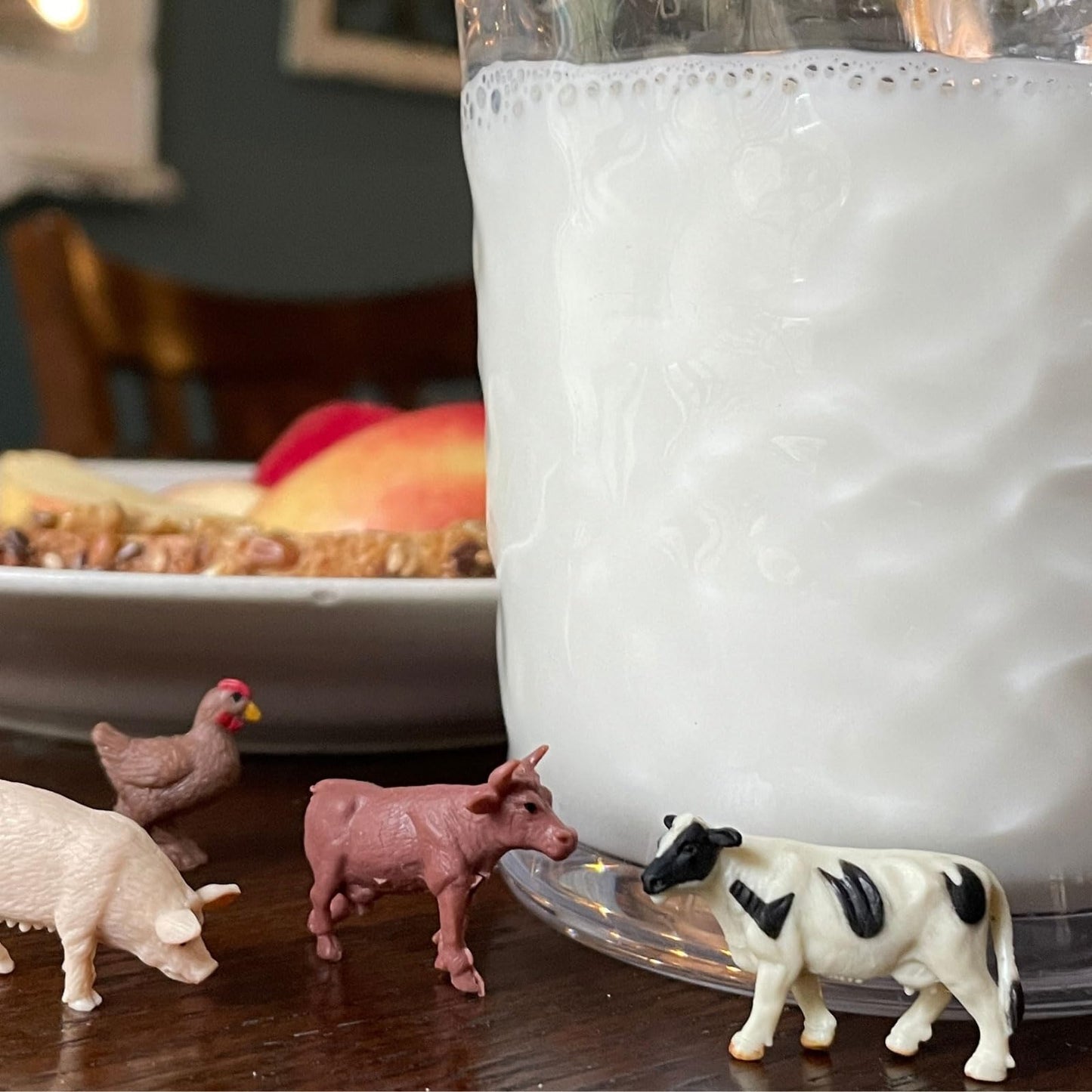 Safari Ltd. Farm Fun Pack - Mini Figures of Farm Animals - Educational Toy Set for Boys, Girls, and Kids Ages 5+