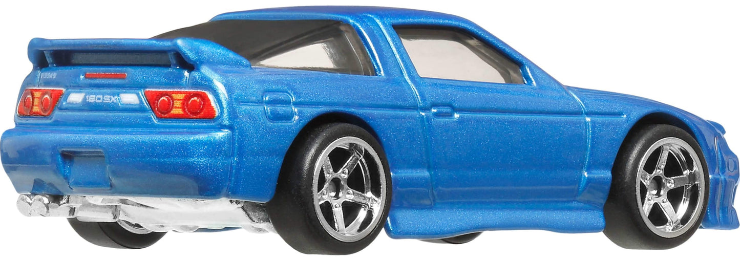 Hot Wheels Cars, Premium Fast & Furious 1:64 Scale Die-Cast Car for Collectors Inspired by Fast & Furious Movie Franchise
