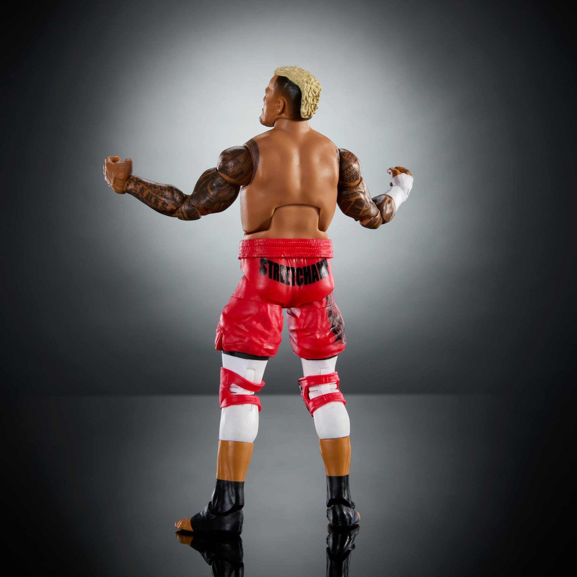Mattel WWE Elite Action Figure & Accessories, Series #107 Solo Sikoa 6-inch Collectible with 25 Articulation Points & Swappable Hands