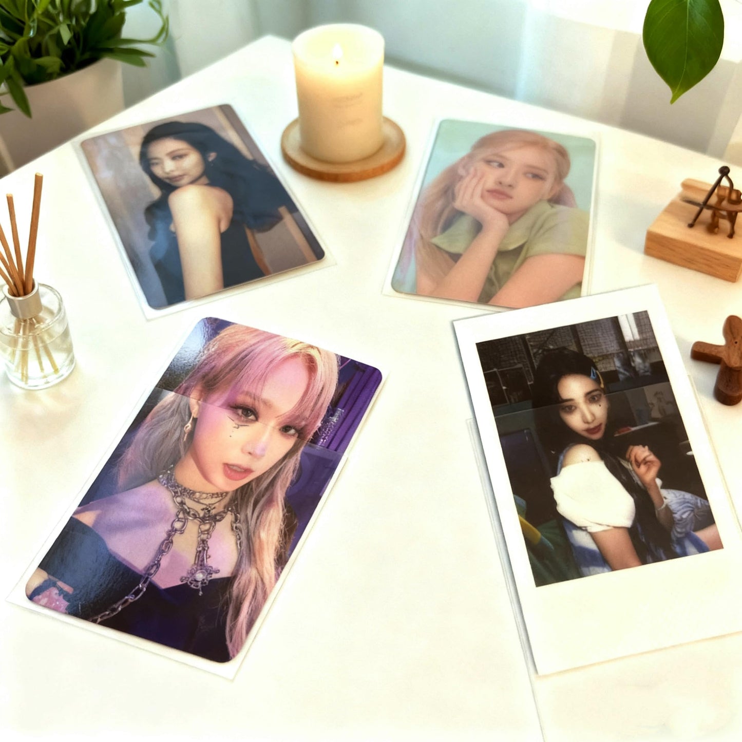 Neffliwe 300 Pcs Kpop Photocard Sleeves Card Sleeves PVC and Acid Free for Trading Cards Standard Kpop Photocards (58x89mm)