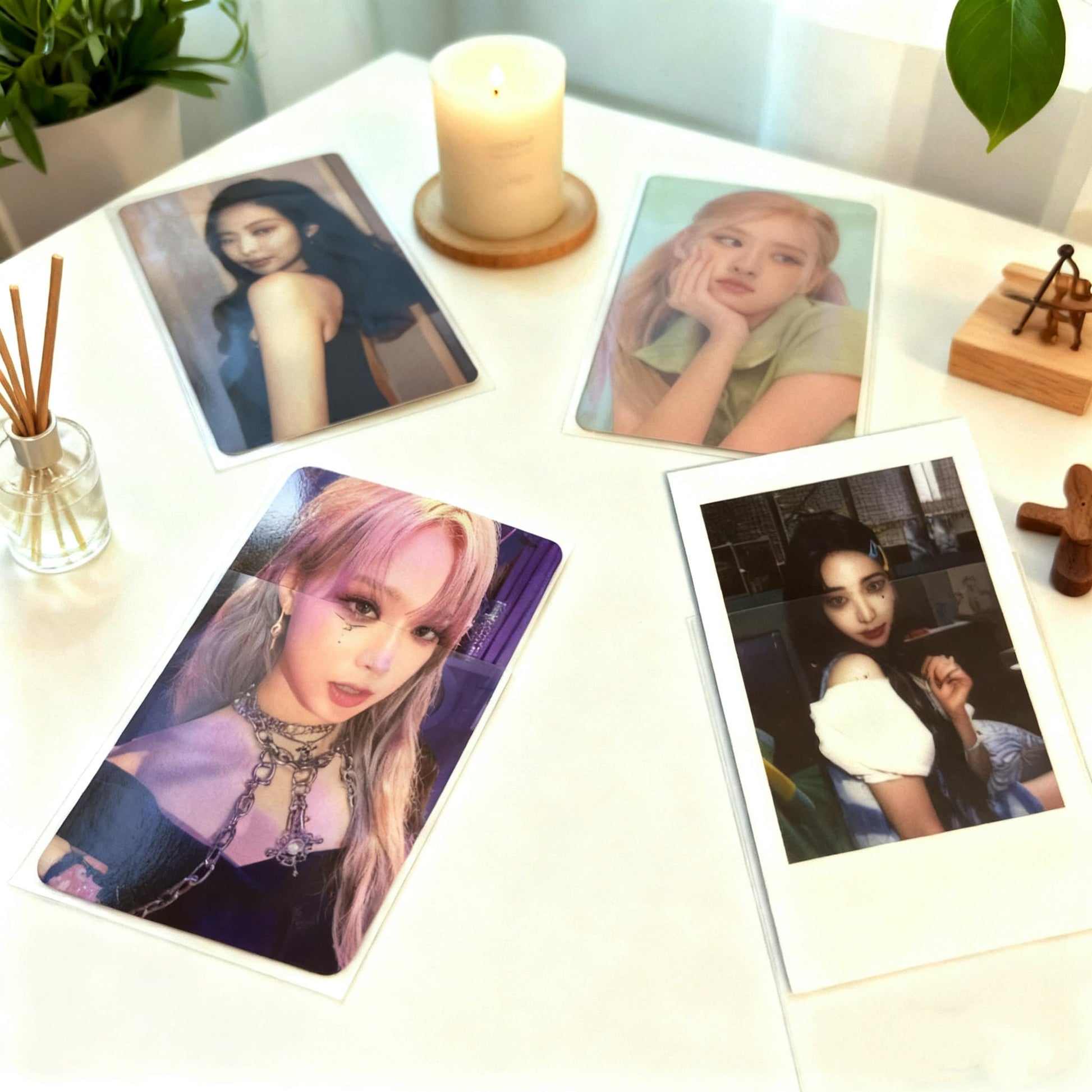 Neffliwe 300 Pcs Kpop Photocard Sleeves Card Sleeves PVC and Acid Free for Trading Cards Standard Kpop Photocards (58x89mm)