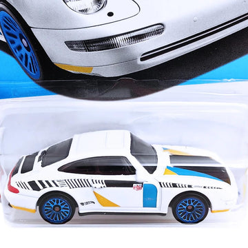 Hot Wheels '96 Porsche Carrera Myles Walker HW: The 90's 1/10 (174/250) HTF01 White 2024 + Protector Short Card Frikimonkey