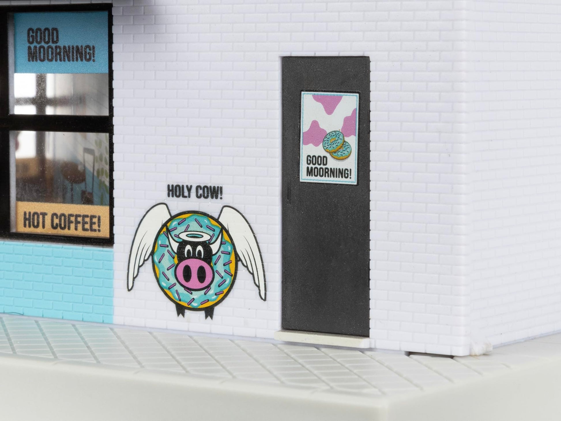 Lionel Holy Cow Donuts & Coffee Shop Plug-Expand-Play O Gauge Model Train Accessory - Illuminated Railroad Building, Age 14+