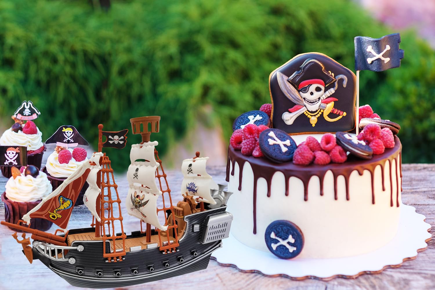 The Dreidel Company 10 inch Pirate Boat Detailed Pirate Ship Adventure Playset, Pirate Toy, Pirate Party Favor, Excellent for Children Ages 3+