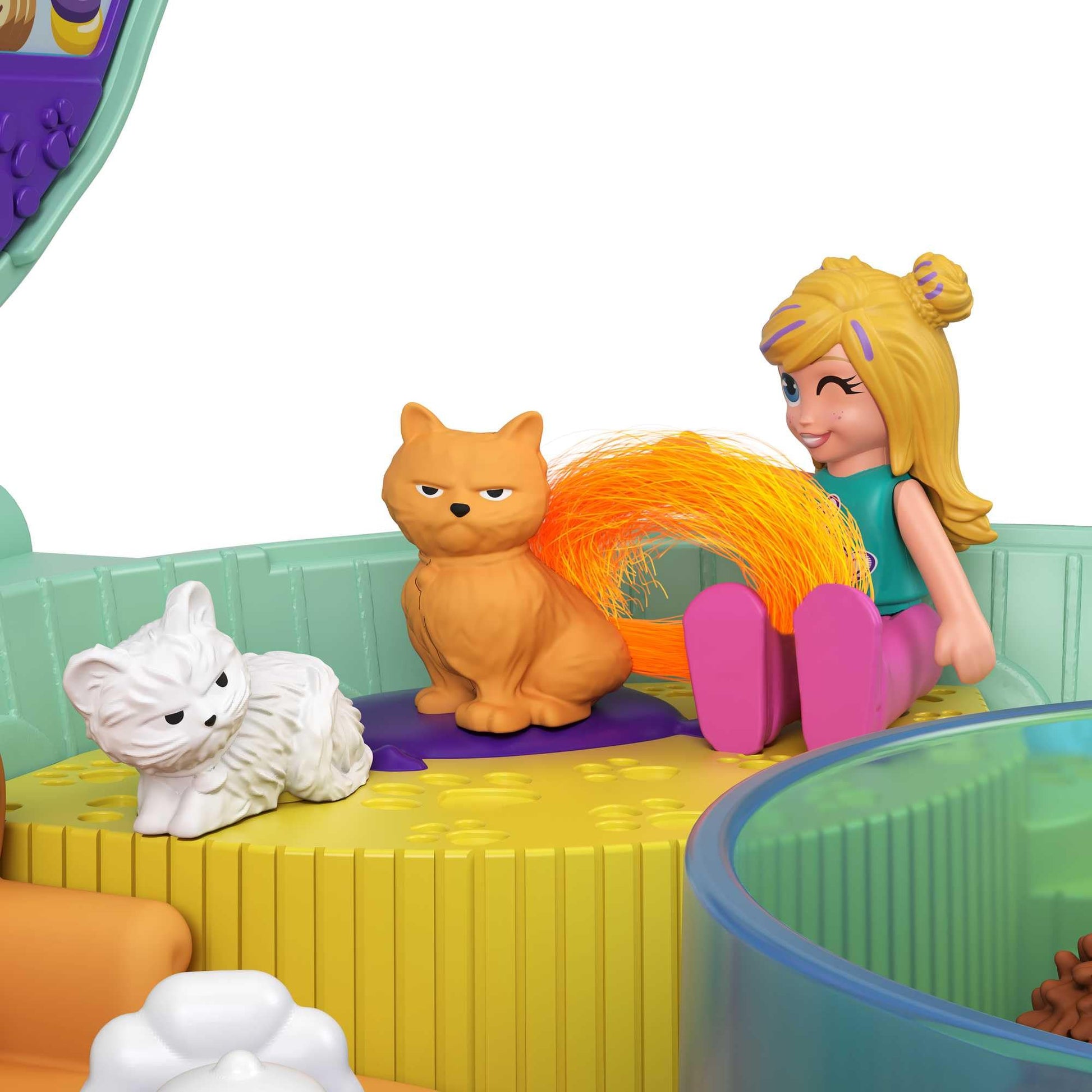 Polly Pocket Compact Playset, Hedgehog Cafe with 2 Micro Dolls & Accessories, Travel Toys with Surprise Reveals