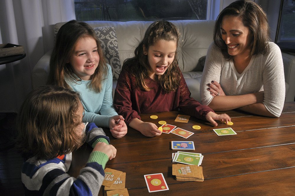 Hoyle Piggy Bank - Children's Card Game - Ages 4-6 - Learning to Count - Kids Card Game