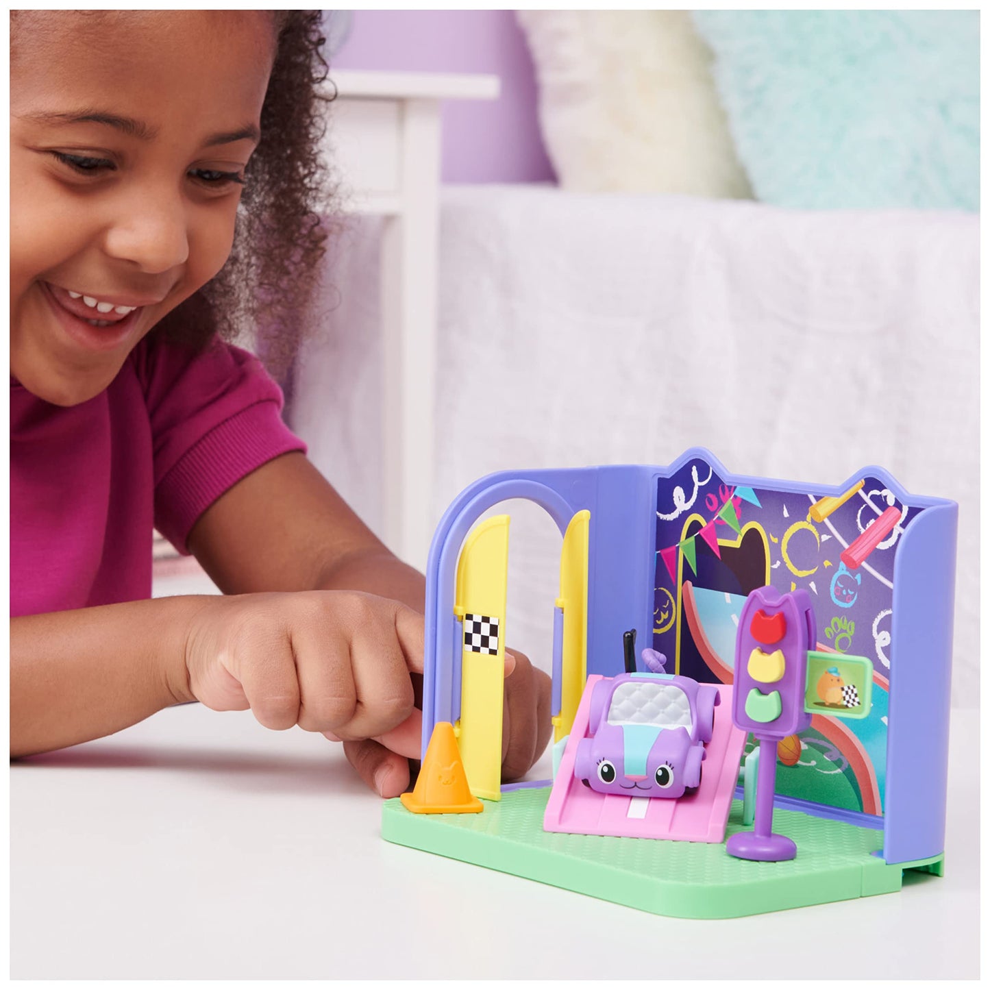 Gabby's Dollhouse, Carlita Purr-ific Play Room with Carlita Toy Car, Accessories, Furniture and Dollhouse Deliveries, Kids Toys for Ages 3 and up