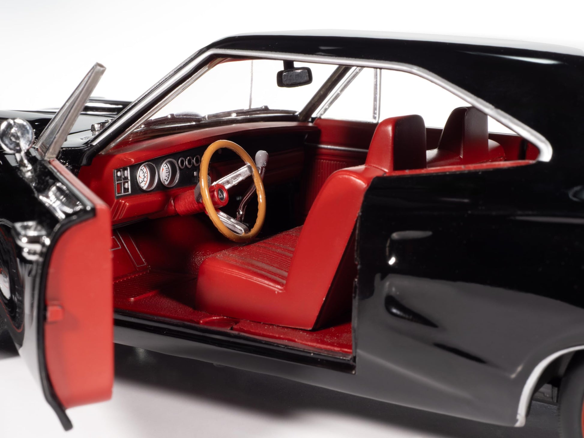 American Muscle 1969 Dodge Coronet Super Bee MCACN - TX9 Black 1/18 Scale Diecast