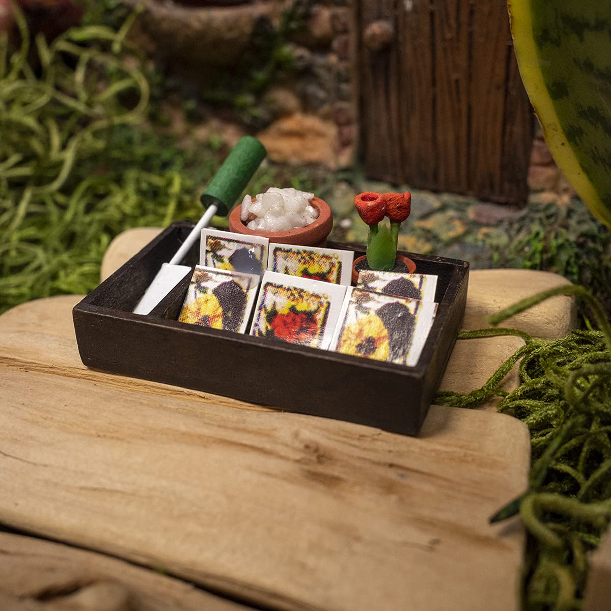Treasure Gurus 1:12 Scale Mini Wood Flower Planter Gardening Box Set Dollhouse Accessory Miniature Fairy Garden Decor