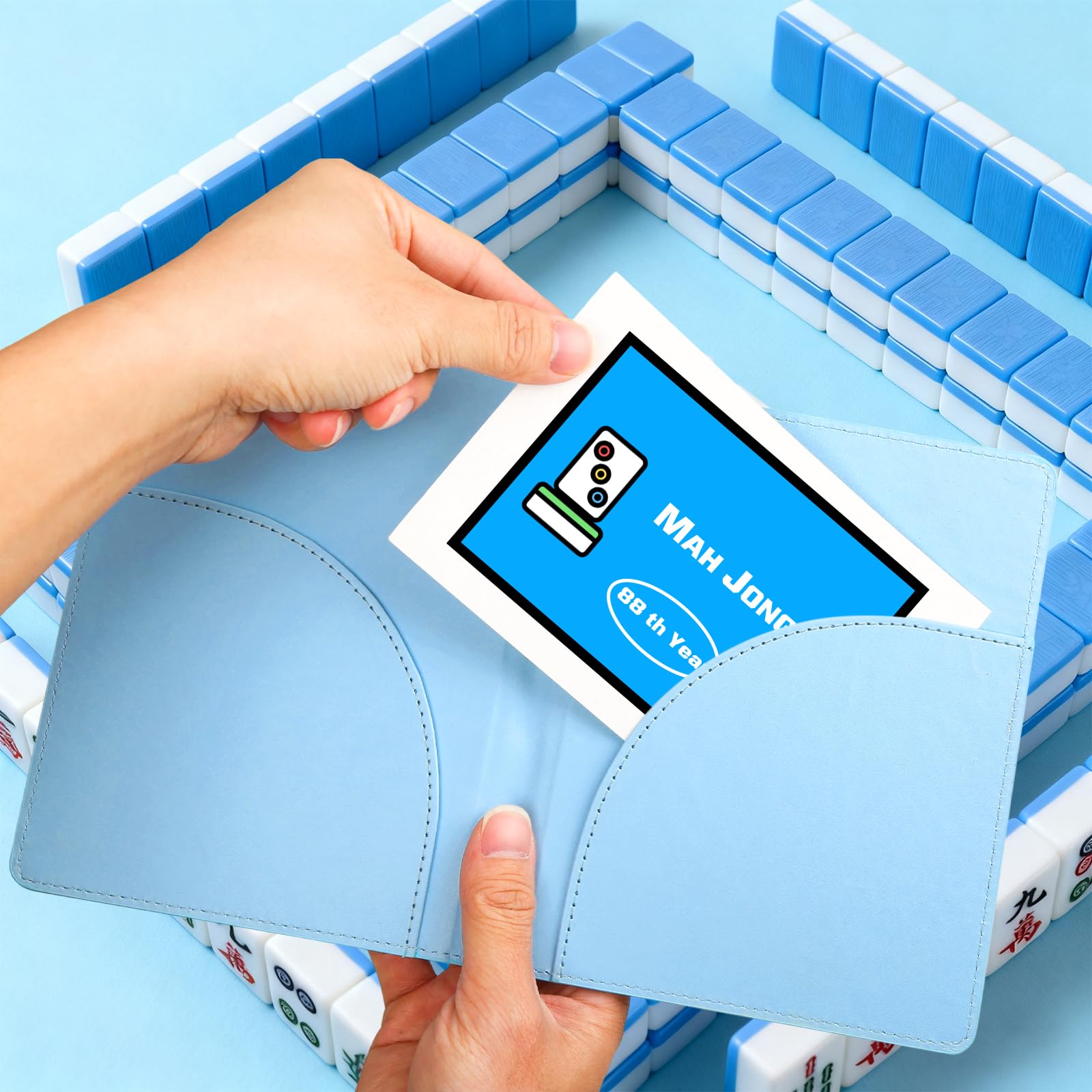plaCredgai Mahjong Card Holder Set of 4-11.25 x 7 in Waterproof PU Leather Mahjong Card Sleeve/Cover with 4 Matching Card Guide Aligners, Foldable