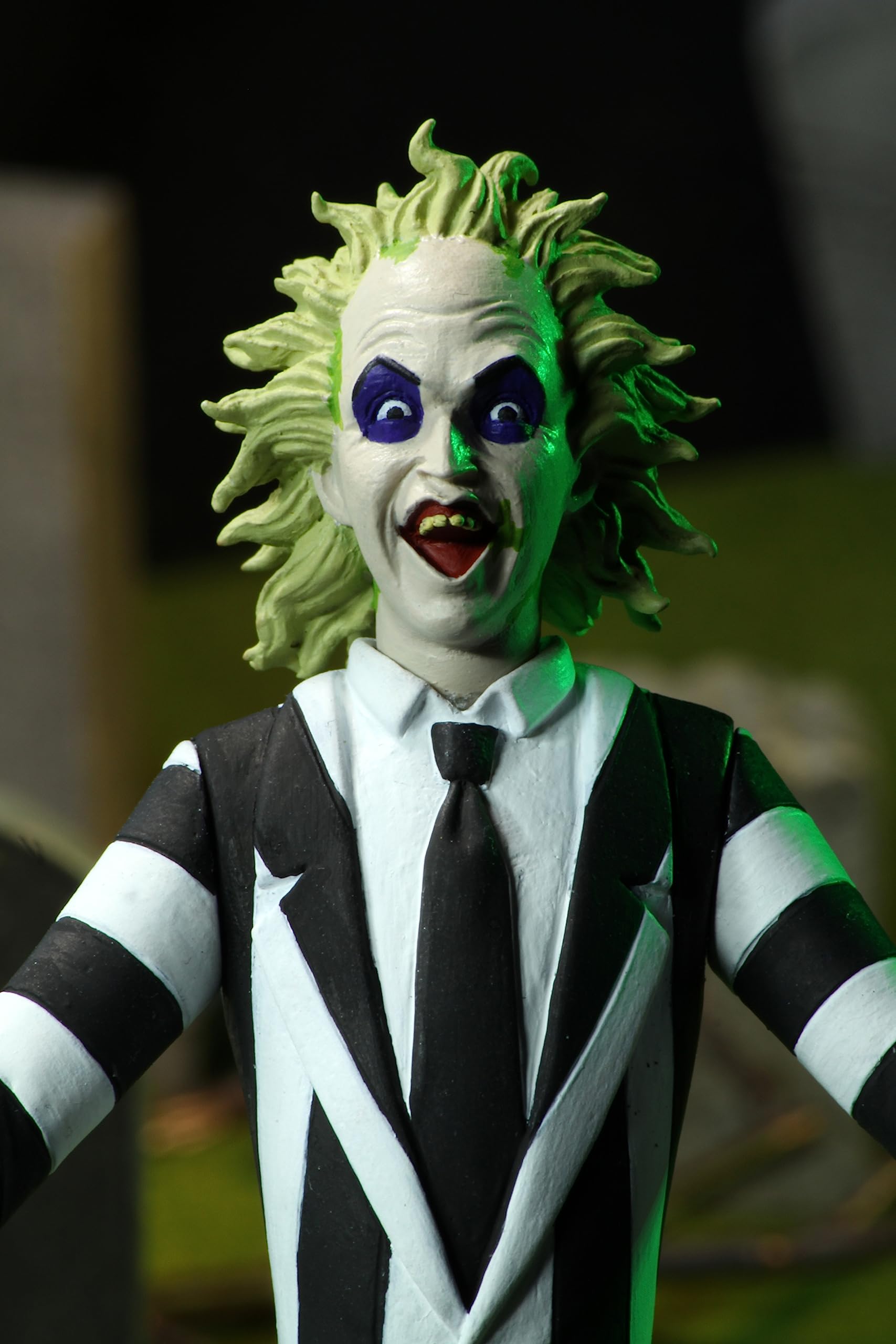 NECA Toony Terrors ? Series 4 ? Beetlejuice - 6? Scale Action Figure