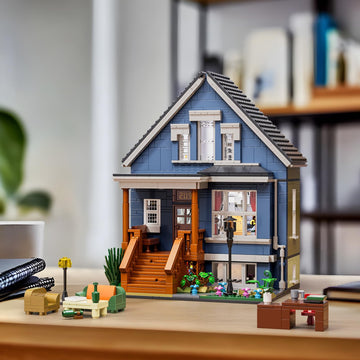 Shame House Building Blocks, Gallagher House TV Series Frank Fiona Creative Toys Set Compatible with Lego, Gift Decor for Fans 18+ Adult(1058 PCS)