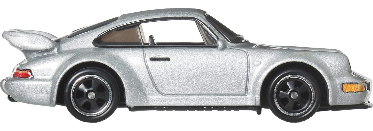 Hot Wheels Cars, Premium Fast & Furious 1:64 Scale Die-Cast Car for Collectors Inspired by Fast & Furious Movie Franchise