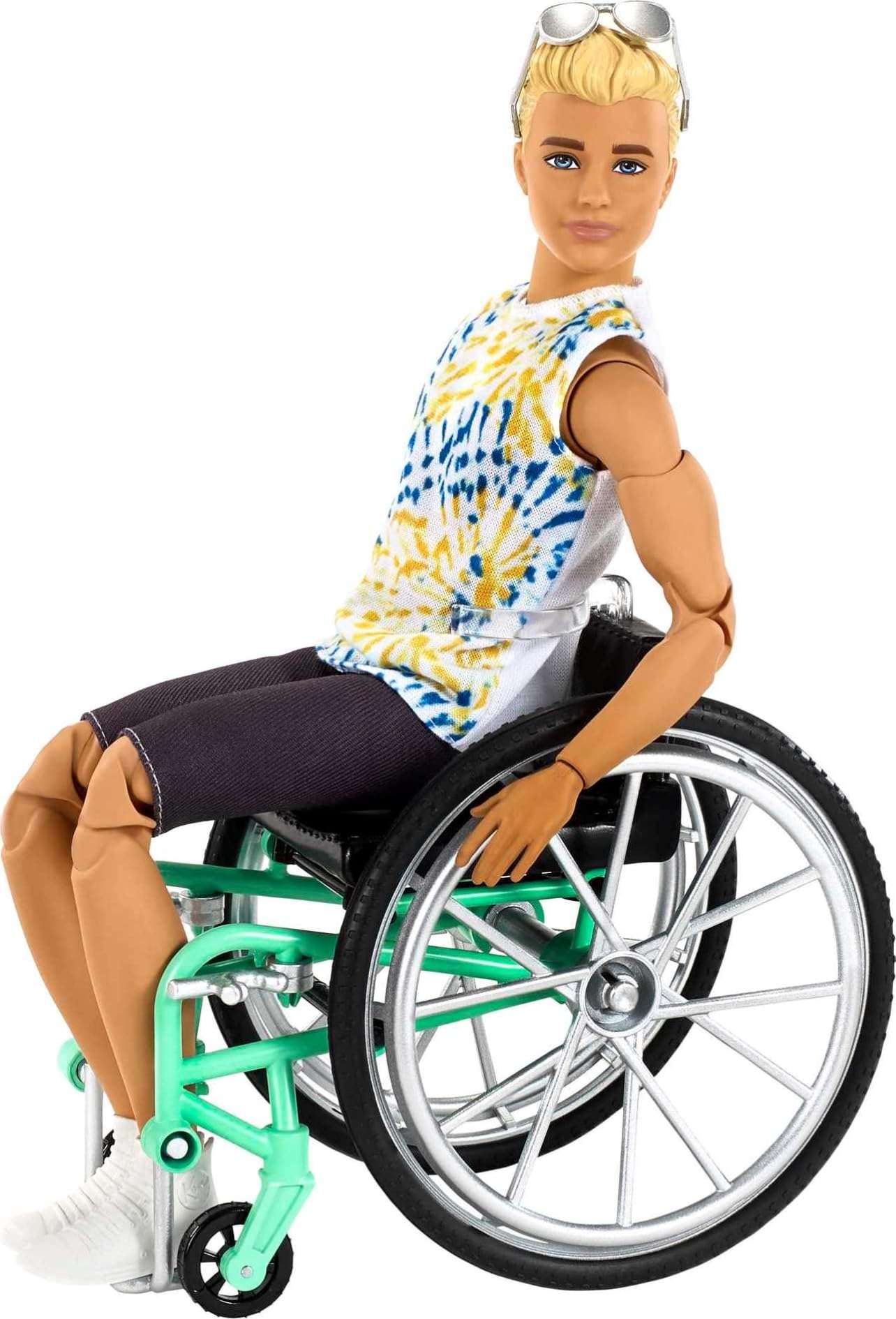 Barbie Ken Fashionistas Doll #167 with Wheelchair & Ramp Wearing Tie-Dye Shirt, Black Shorts, White Sneakers & Sunglasses, Toy for Kids 3 to 8 Years