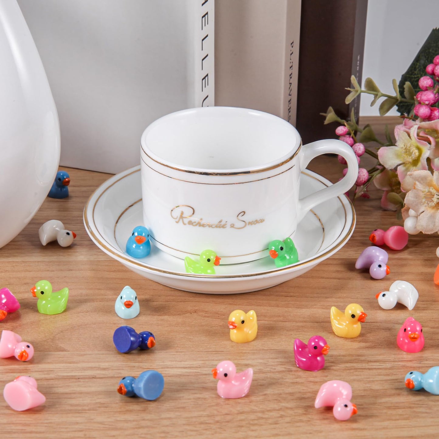 HUADELAIMA 200 Mini Duck Set 20 Colors 10 Each 0.7 x 0.6 x 0.4 Inches Ideal for Dollhouse Mini Fairy Gardens Aquarium Potted Plants Hide and Seek