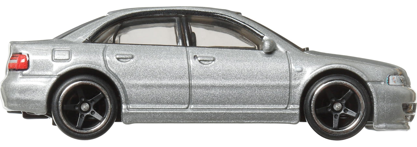 Hot Wheels Premium Car Culture Collectible Toy Car, 1:64 Scale Die-Cast Audi S$ Quattro, World Tour Vehicle with Real Riders Tires